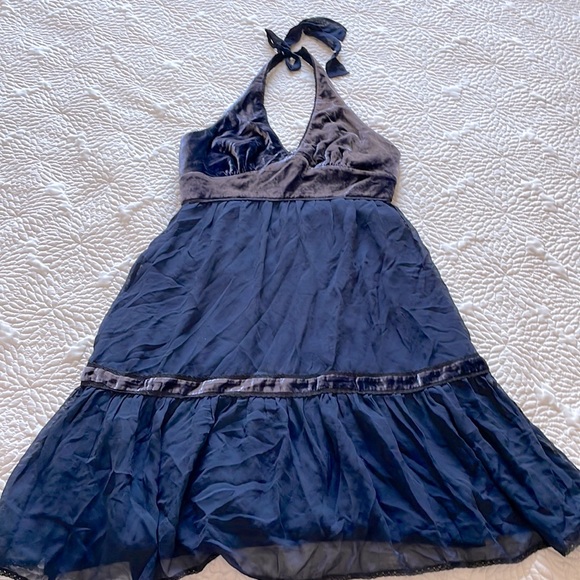 Y2K BCBG Max Azria Blue Velvet Bodice Halter Dress M - Picture 4 of 7